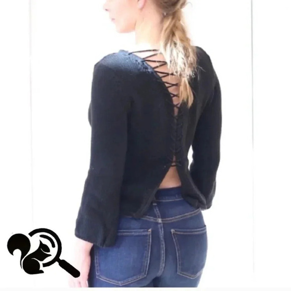 Lace up back sweater - Picture 9 of 10